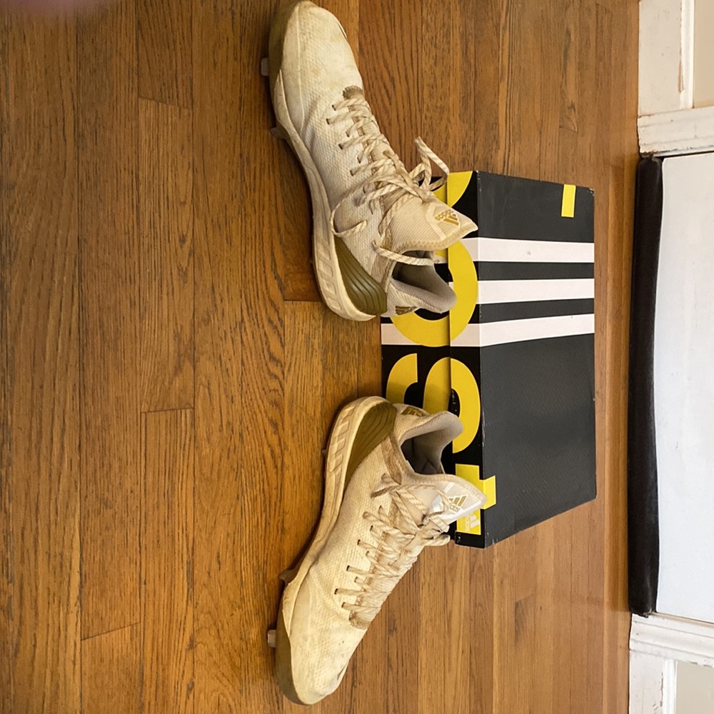 Icon 4 ultraboost Adidas baseball cleats